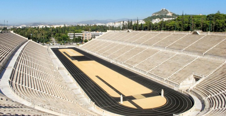 Gréci nás pozvú na staroveký mramorový štadión